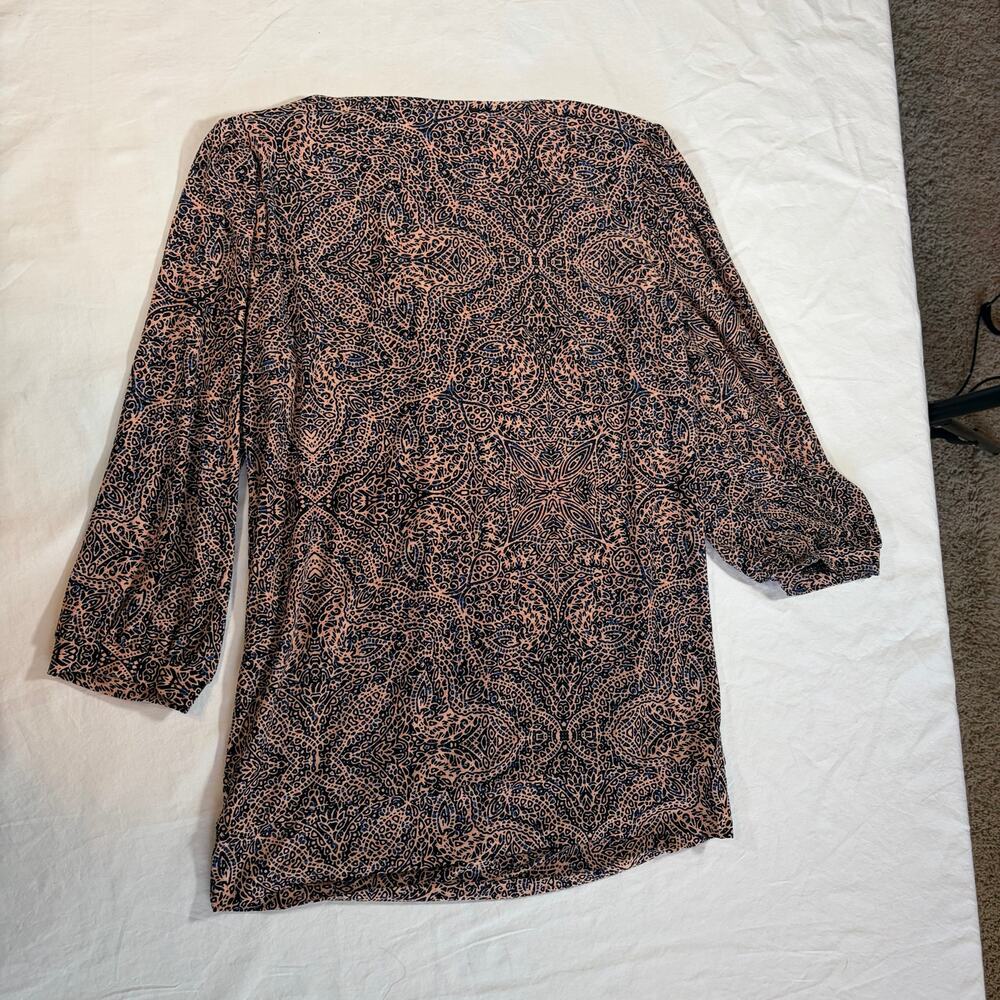The Limited Orange/black womens top. 3/4 sleeve. Stretchy. Workwear. Size XS - Picture 2 of 6